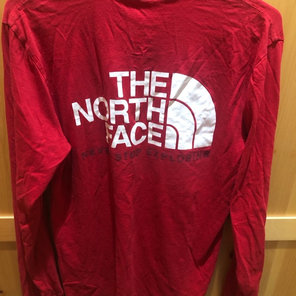 North Face Long Sleeve T-Shirt - Picture 3 of 3
